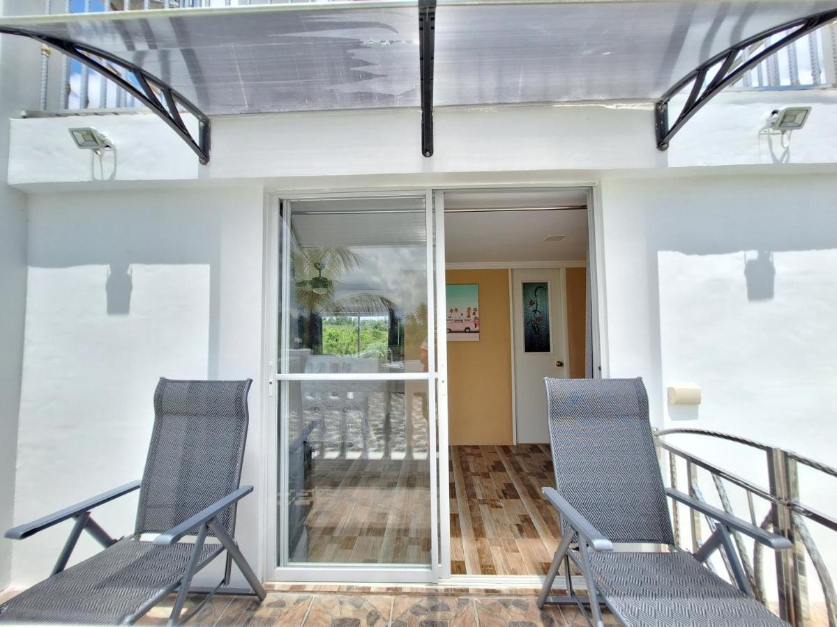 Joe'S Castle Bed & Breakfast Sagbayan ภายนอก รูปภาพ