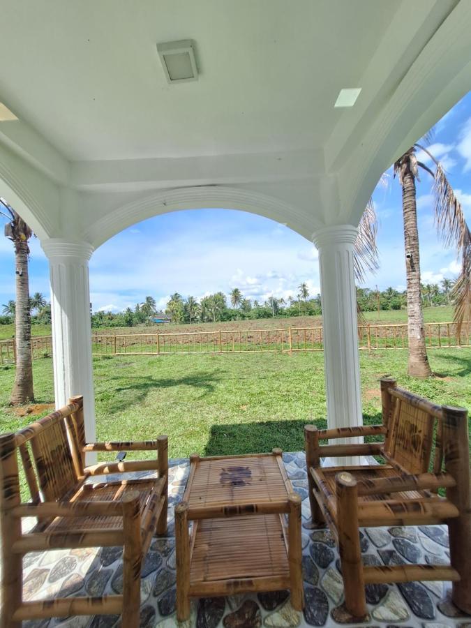 Joe'S Castle Bed & Breakfast Sagbayan ภายนอก รูปภาพ