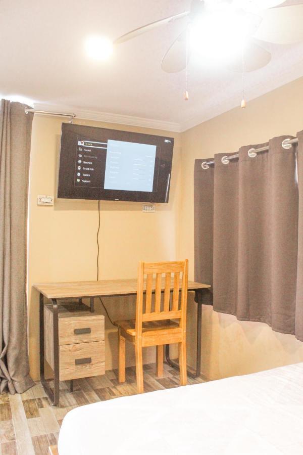 Joe'S Castle Bed & Breakfast Sagbayan ภายนอก รูปภาพ