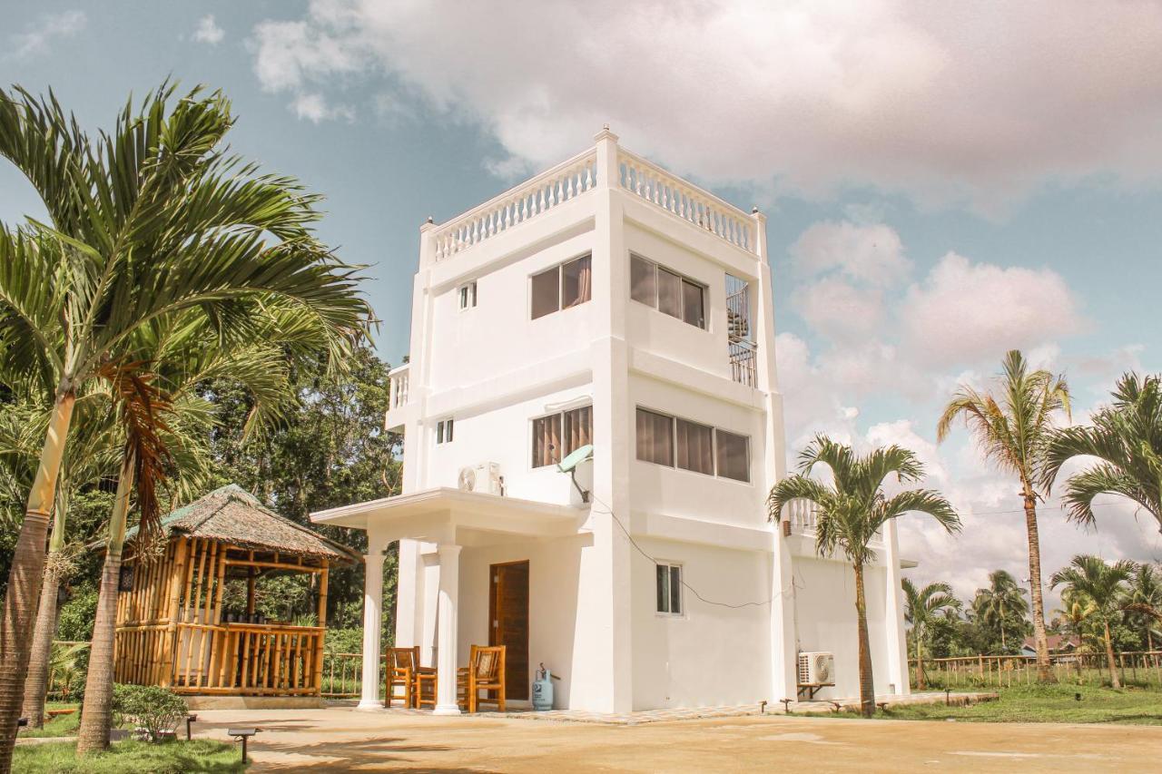 Joe'S Castle Bed & Breakfast Sagbayan ภายนอก รูปภาพ